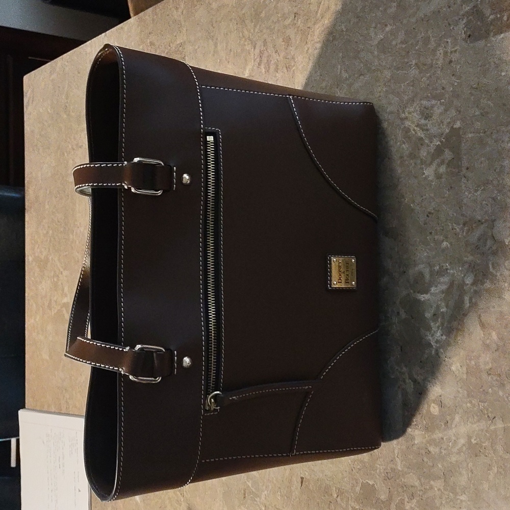 Dooney & Bourke Beacon Leather Zip Top Large Tote